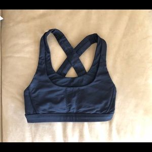Lulu lemon sports bra